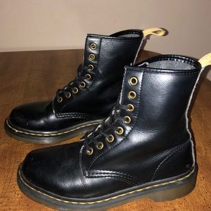 dr martens 14045